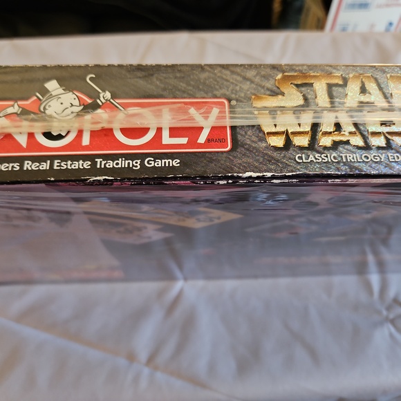 Monopoly Star Wars Classic Trilogy Edition Sealed - Picture 3 of 5